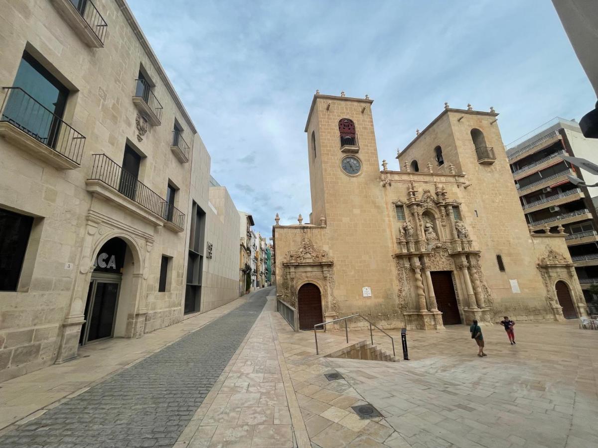 UNIQ flats Lägenhet Alicante Exteriör bild